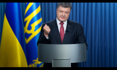 Poroshenko llama a un “frente unido” mundial contra Rusia